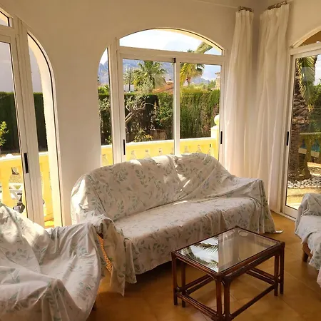 Laura Эльс-Поблетс